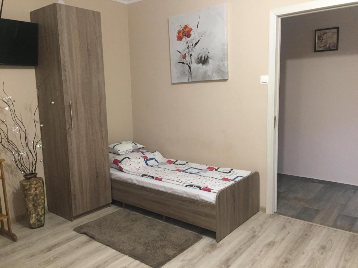 Apartamento Private House Beregovo Exterior foto